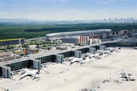 프랑크푸르트 공항, 그곳에서 시작된 시간 여행