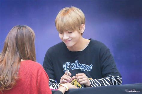  Kim Taehyung Fan Meeting: สั่นสะเทือนวงการบันเทิง และความรักของ ARMY!